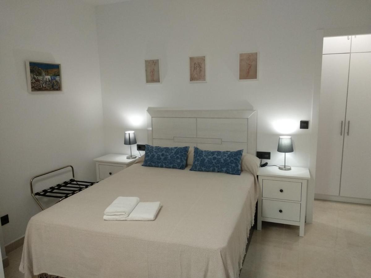 Apartamentos กอร์โดบา ภายนอก รูปภาพ